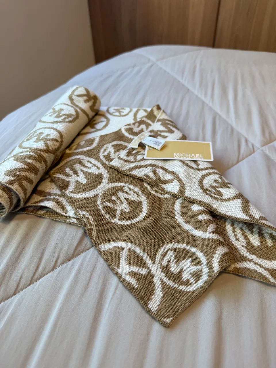 Cachecol Michael Kors Original Novo Com Etiqueta - Importado - Foto 3