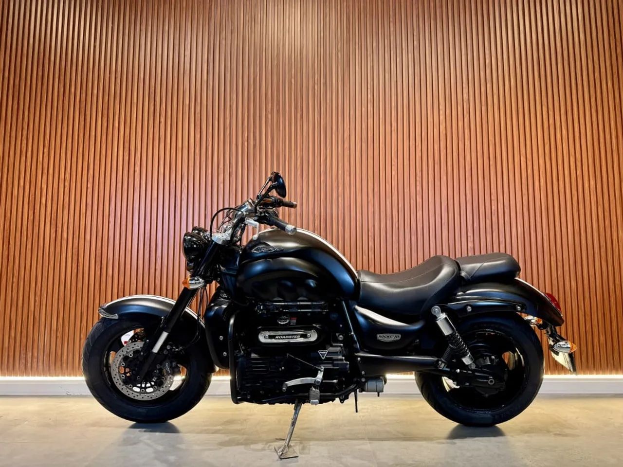 Triumph Rocket III Roadster 2015 - Foto 2