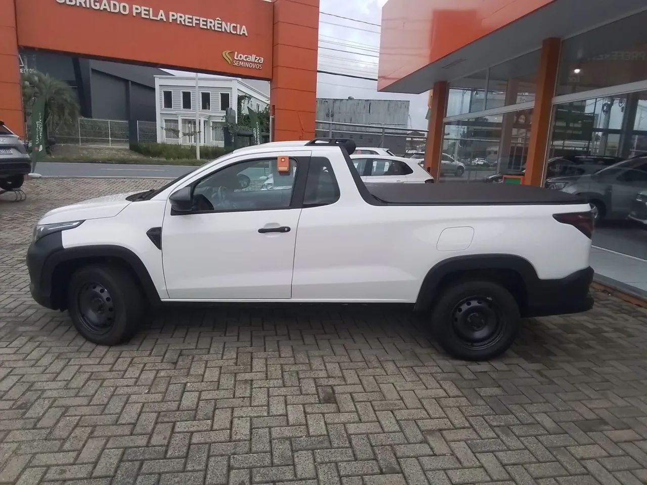 Fiat Strada Endurance 1.4 Flex 8V C 2023 - Foto 2
