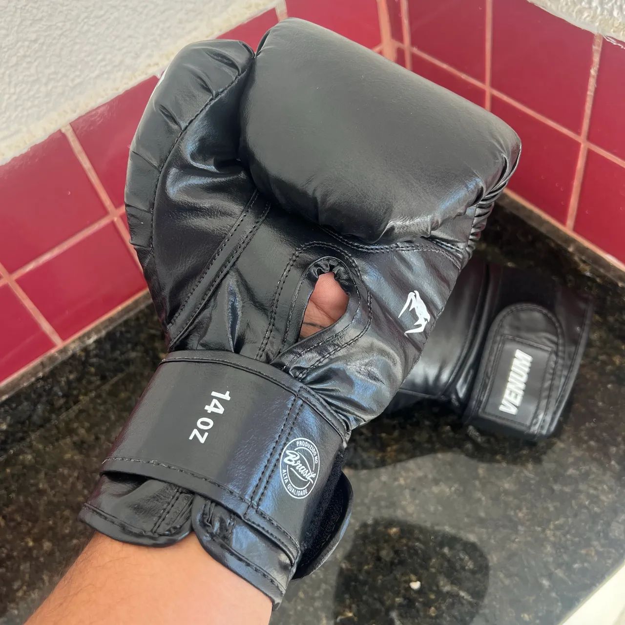 Luva Luta Boxe e Muay Thai Venum Original 14oz - Foto 5