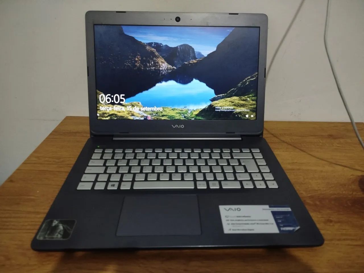 Notebook Vaio i3,4GB RAM, 1TB HD- completo(carregador e mouse)