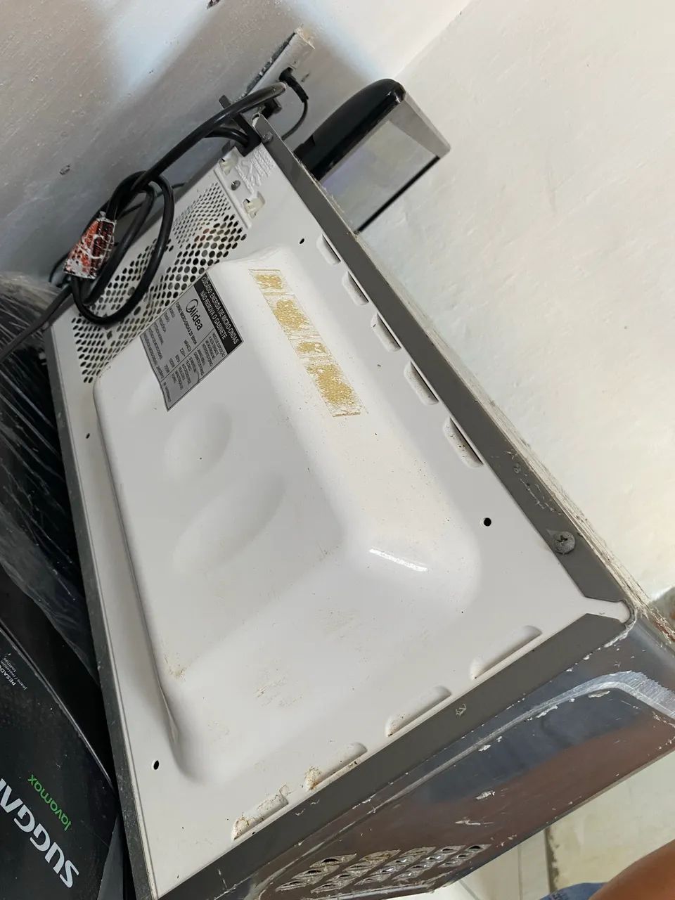 Vendo microondas que está com defeito 150,00 - Foto 3