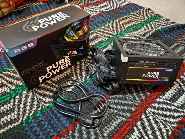 Fonte de pc PURE POWER 550W