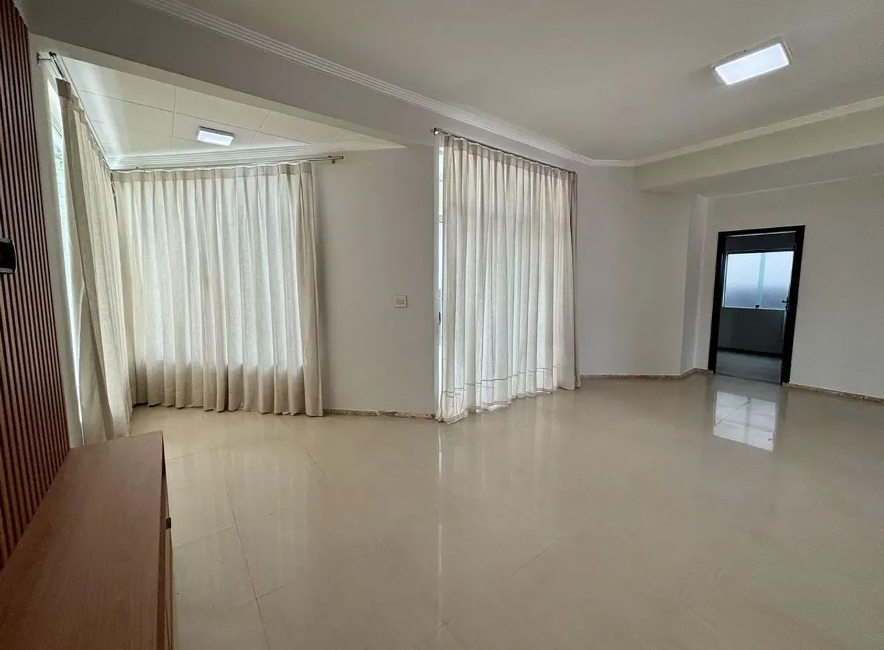 Imóvel para aluguel possui 480 metros quadrados com 5 quartos em Parque Verde - Belém - PA - Foto 5