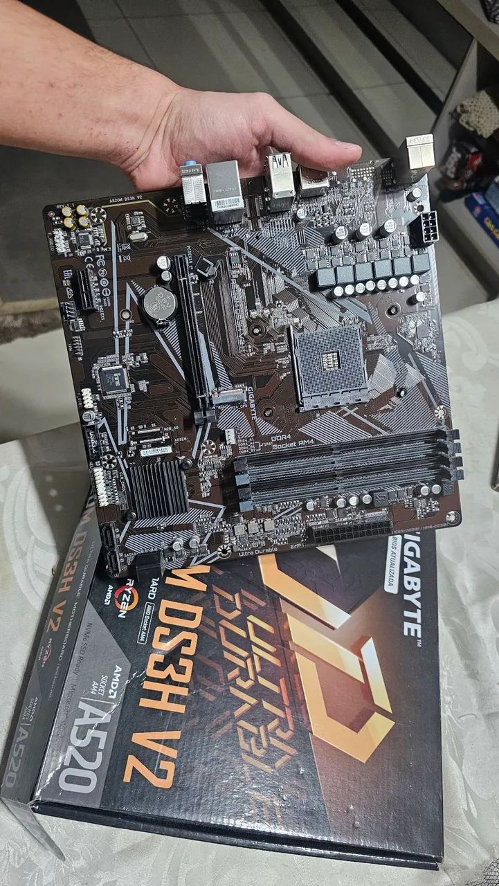 Placa mãe Gigabyte A520M 
