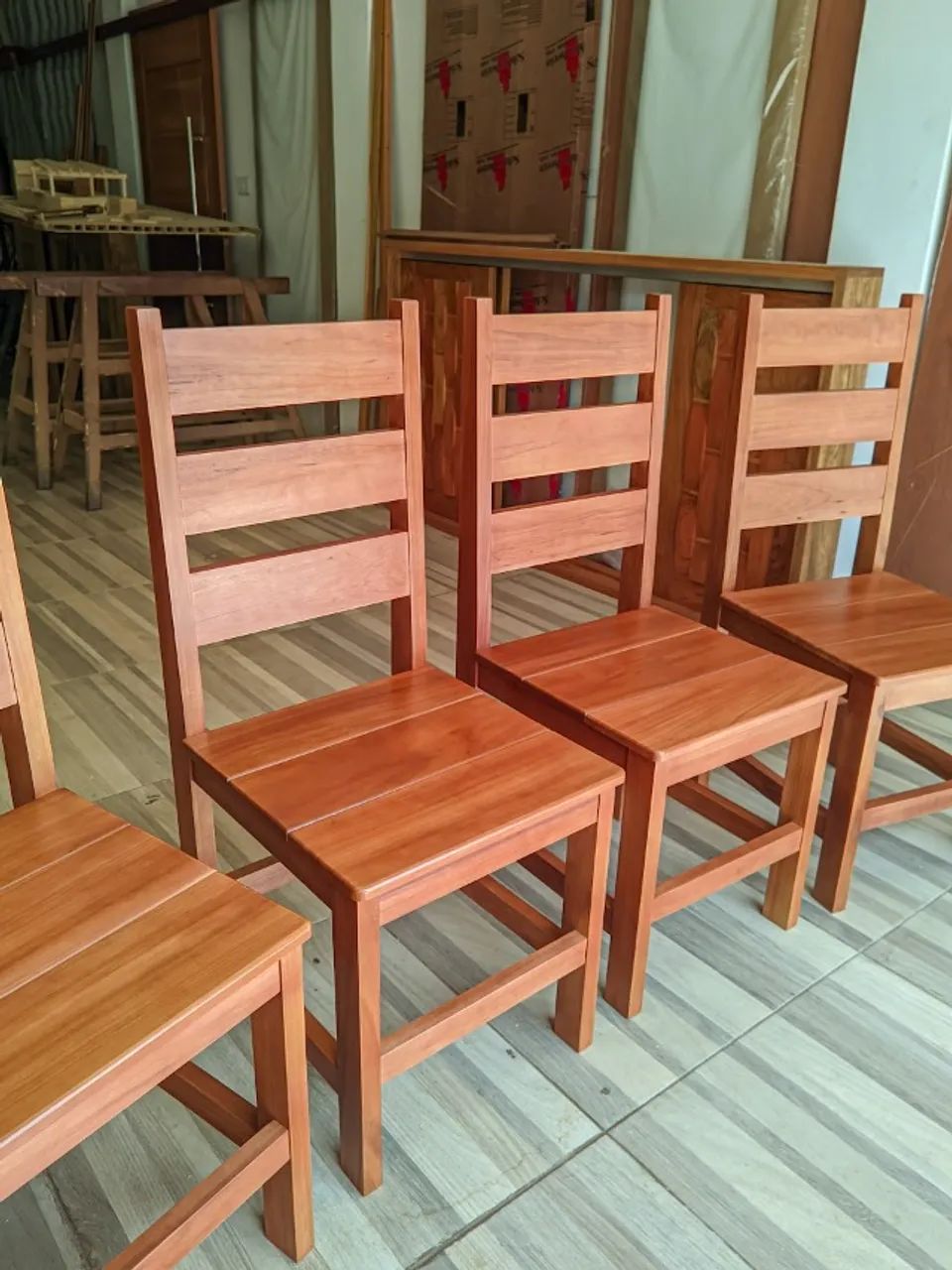 Mesa de Madeira Angico com Cadeiras | Acabamento Premium - Foto 3