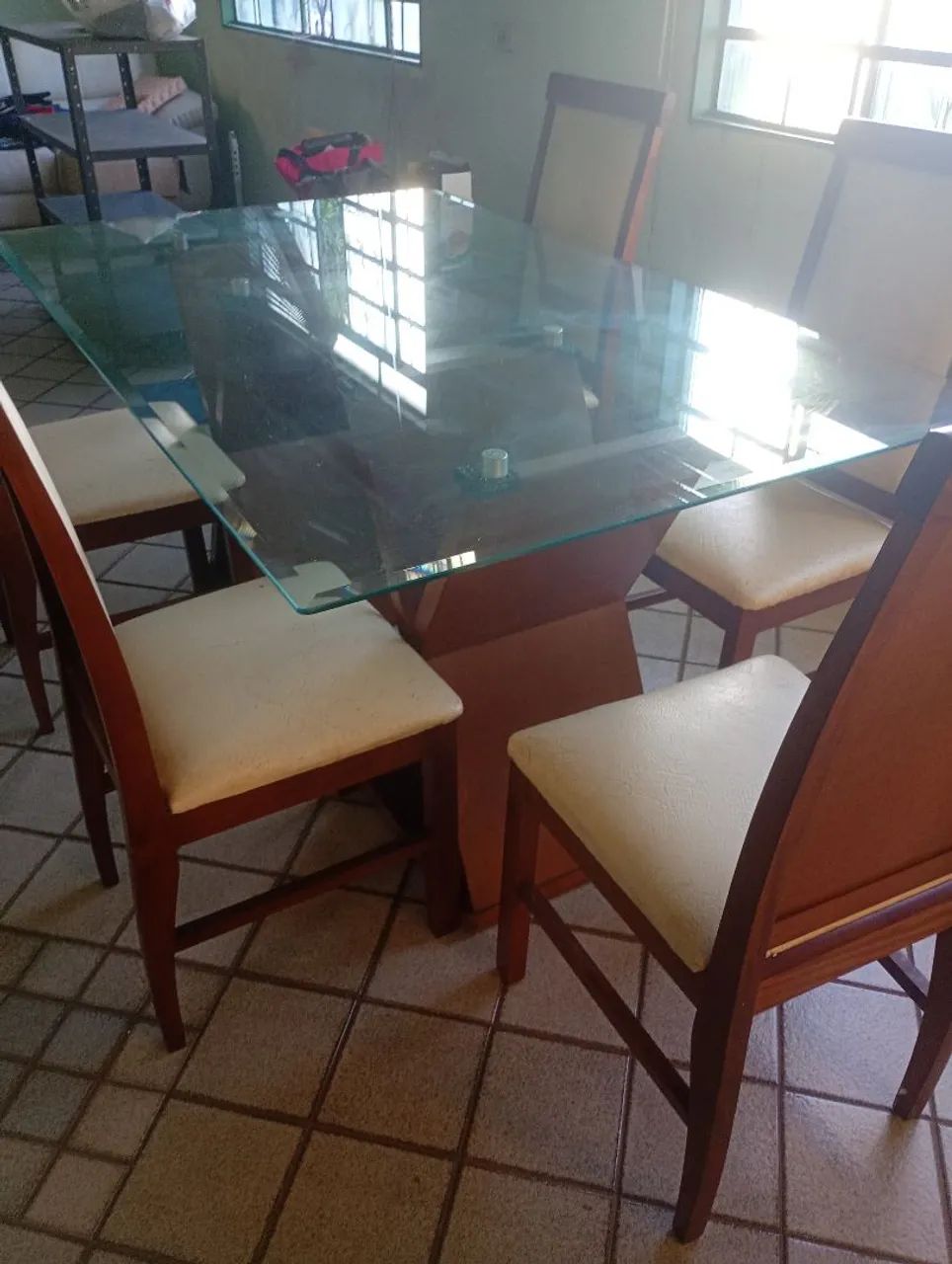 Vende móveis usados 