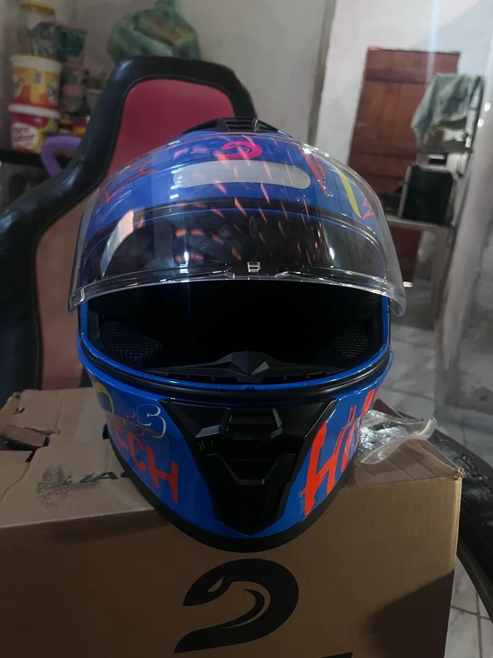 Capacete  azul  novo - Foto 3