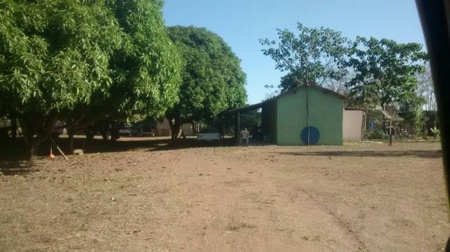 Vendo troco piscicultura montada com 29 tanques, 3 casas, pasto, curral - Foto 2
