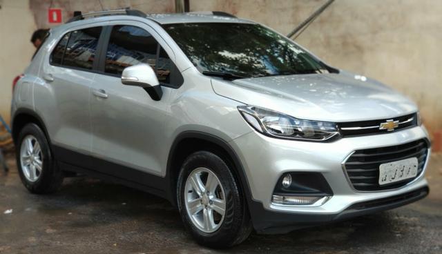 Tracker LT Única dona km baixo