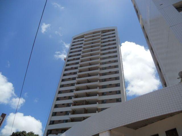 Apartamento em Capim Macio - 4/4 Duas Suítes - 110m² - Saint Charbel