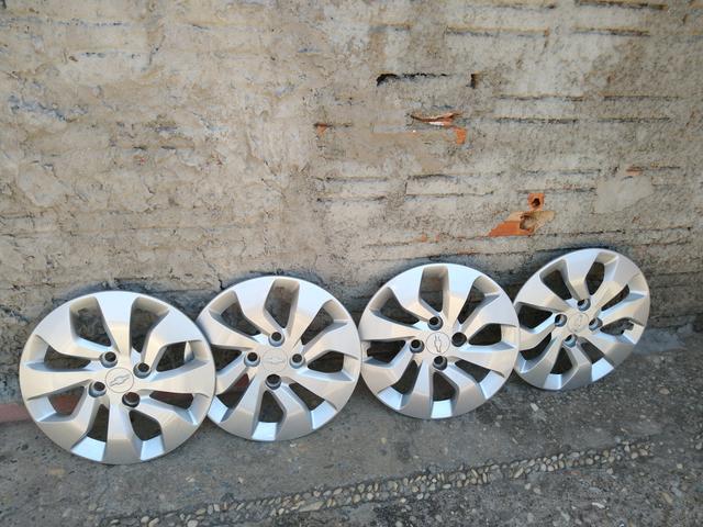 4 calotas onix ou prisma