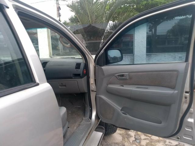 Vendo hilux 2011 4x4 diesel - Foto 2