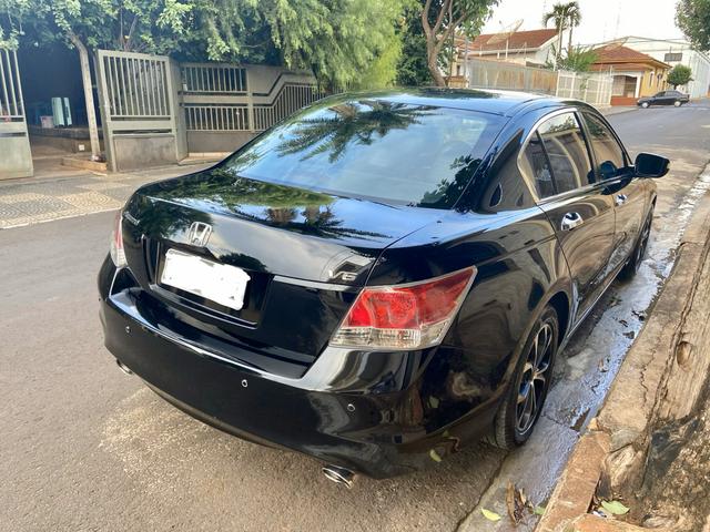 Honda Accord 3.5 V6 - Foto 2