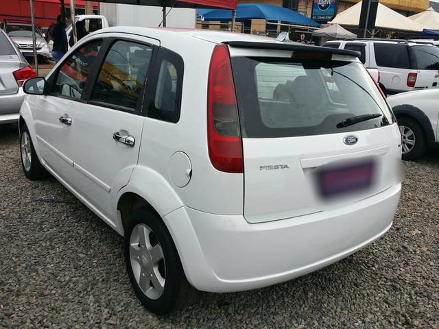 Ford Fiesta - Foto 2