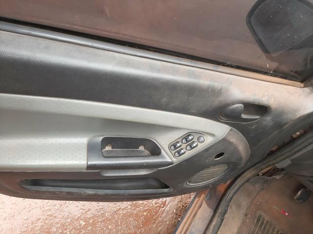 Vendo carro Ford fiesta - Foto 5