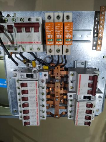 Quadro Elétricos com Barramentos