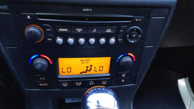 C4 Hatch Exclusive - 2.0 aut - Foto 3