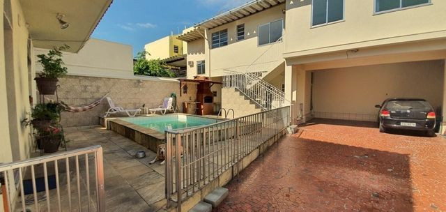 Belíssima Casa duplex com 4 qtos piscina churrasqueira anexo e 6 vagas - Foto 19
