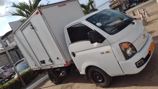 HYUNDAI HR 2015