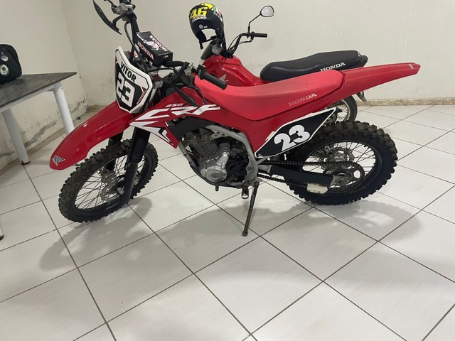 HONDA CRF 250F COM ASSESORIOS