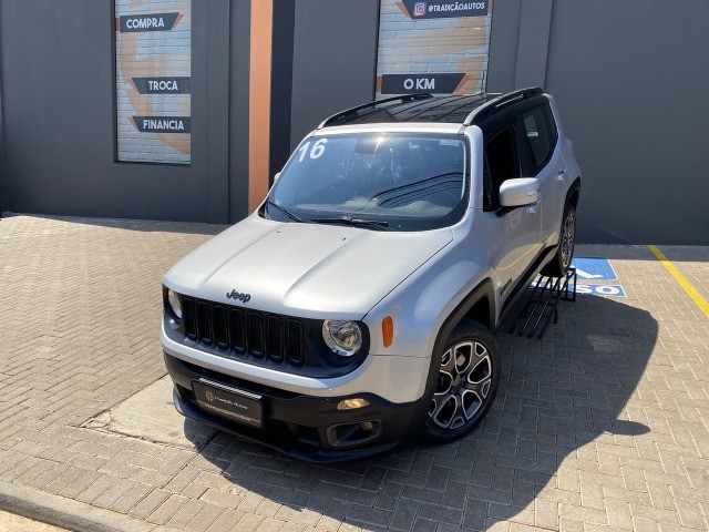 RENEGADE 2016 FLEX AUT LONGITUDE UNDONO