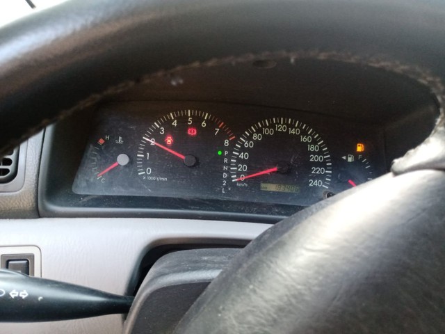 VENDO COROLLA 2008