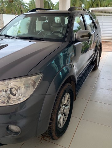 HILUX SW4
