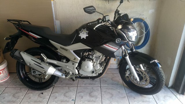 MOTO FAZER 250
