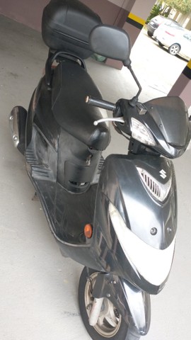 MOTO BURGMAN 2009