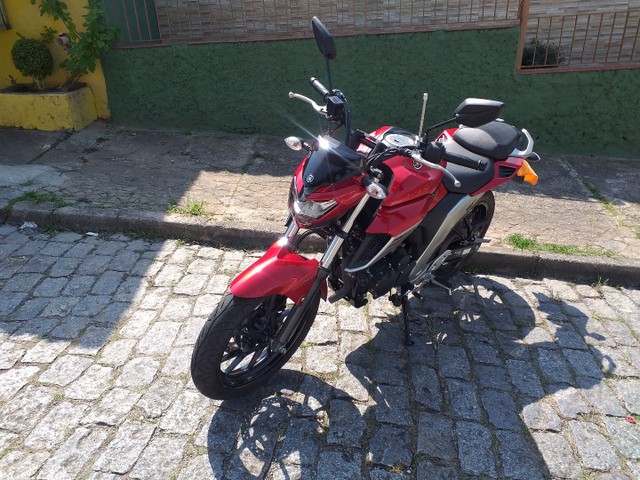 VENDO OU TROCO FAZER 250 FLEX 2021