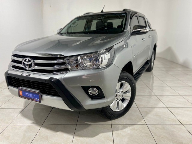 HILUX SRV CAB. DUPLA DIESEL, COM APENAS 30MIL KM.