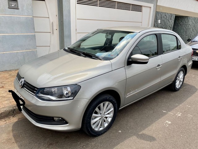 VOYAGE 2016 COMFORTLINE 1.6 IMPECÁVEL