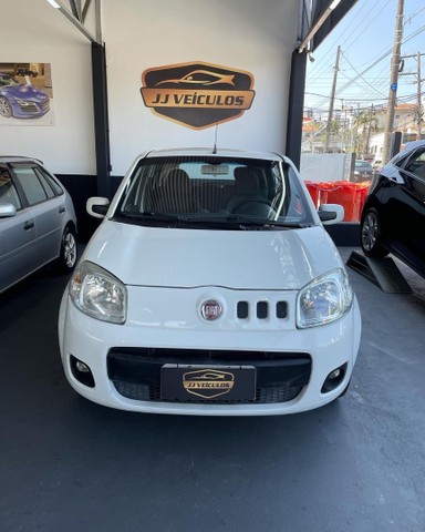 FIAT UNO VIVACE 2012