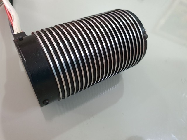 Motor  para automodelo Mamba monster traxxas. - Foto 3