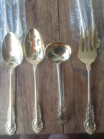 Faqueiro Continental Stainless dourado 70 peças  - Foto 2