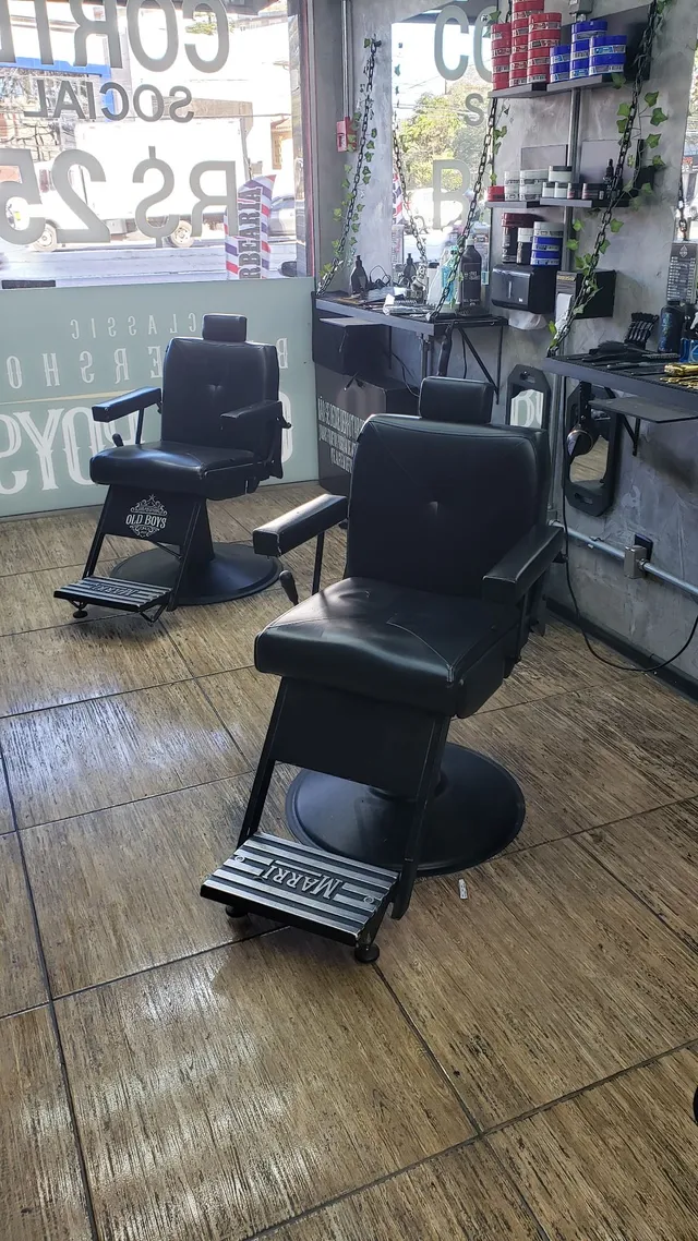 Cadeira Barbeiro Cabeleireiro Barbearia Marri Reclinável Pro Cor Preto