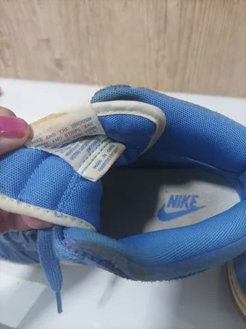 Tênis Nike Azul usado - modelo botinha