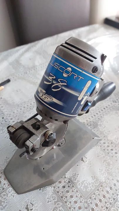 Máquina de Corte de Tecido