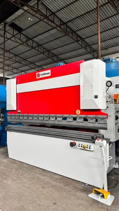DOBRADEIRA HIDRÁULICA VOLLMAC - Foto 2