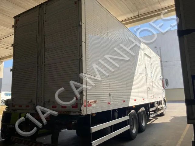 VW 15-180 6X2 ANO 2009 BAU 8,5M - Foto 12