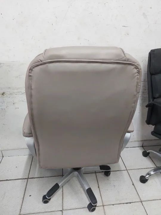 Cadeira Presidente - Foto 3