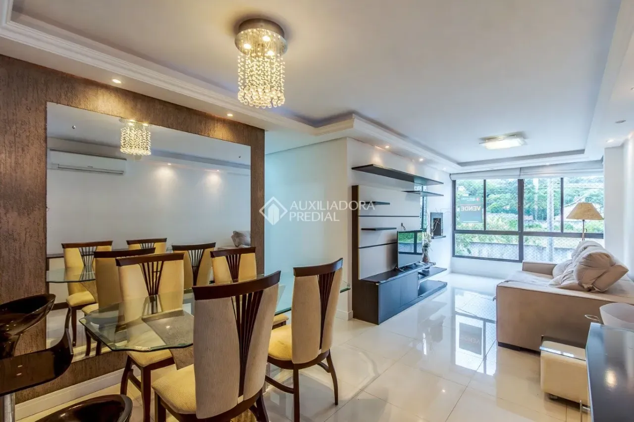 Apartamento à venda no Condomínio Park Plaza - Jardim Botânico, Porto Alegre