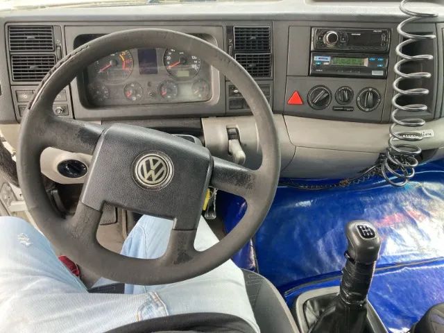 VW 15-180 6X2 ANO 2009 BAU 8,5M - Foto 14