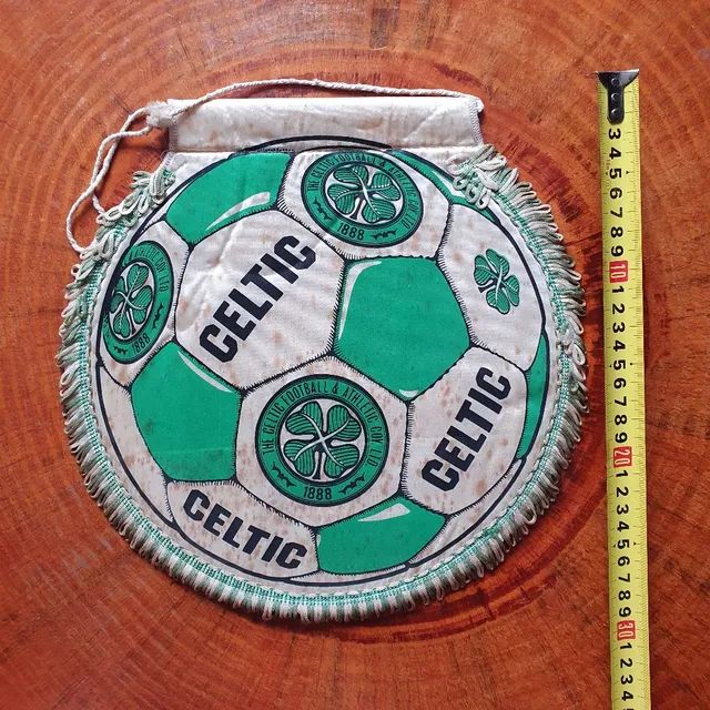 Flâmula importada do Celtic Escocês Futebol