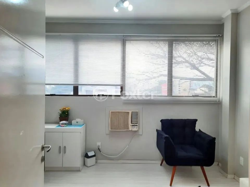 Sala / Conjunto Comercial à venda Avenida da Cavalhada, Cavalhada - Porto Alegre