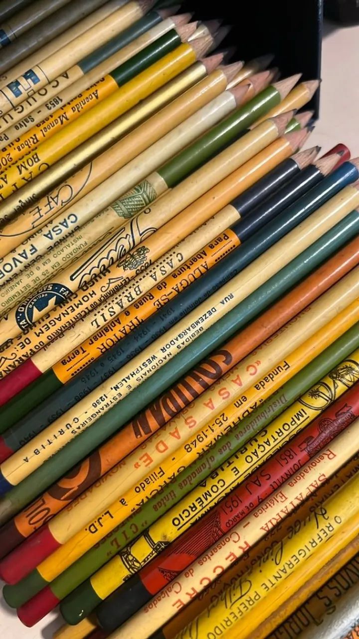 180 lapis dos anos 50 e 60 de colecionador, alguns não foram nem apontados - Foto 2