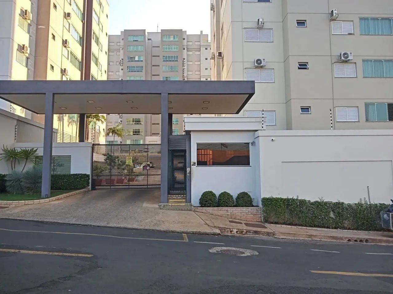 Apartamento 4 Dormitórios - Santa Maria, Uberaba - Foto 2