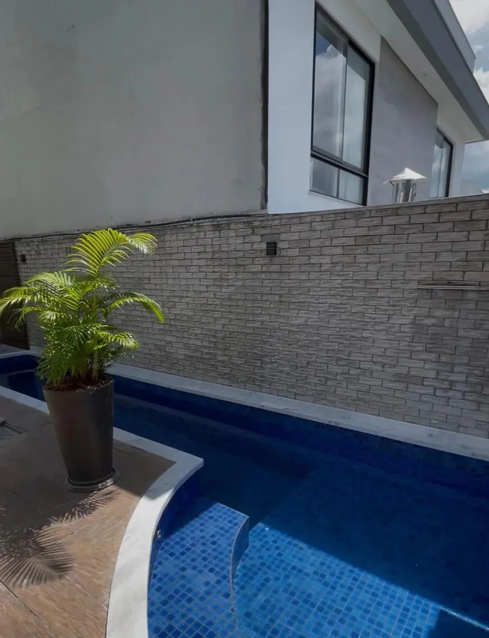 RENASCENCE, BELISSIMA CASA 100% MOBILIADA, COM 3 SUÍTES, PISCINA - Foto 11