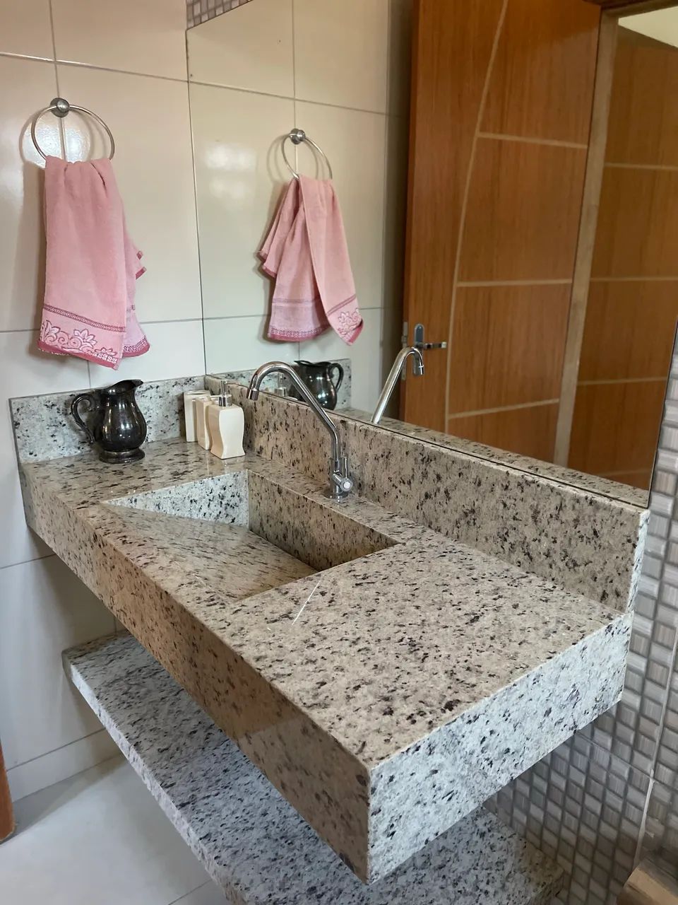 Aluga-se casa por temporada em Mucugê-BA ( São João, festival de forró e feriados) - Foto 12